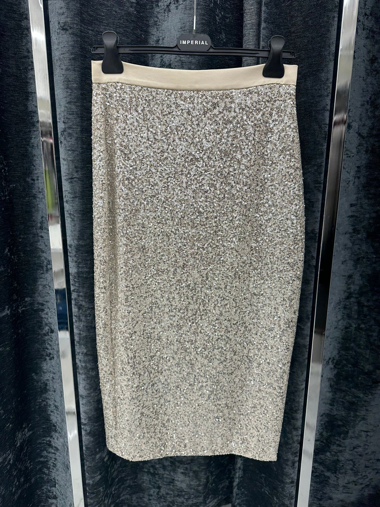 Gonna midi a vita alta con paillettes