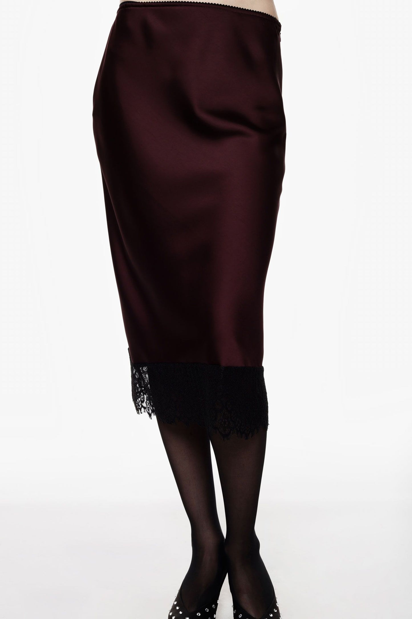 Gonna midi con bordo in pizzo e taglio dritto