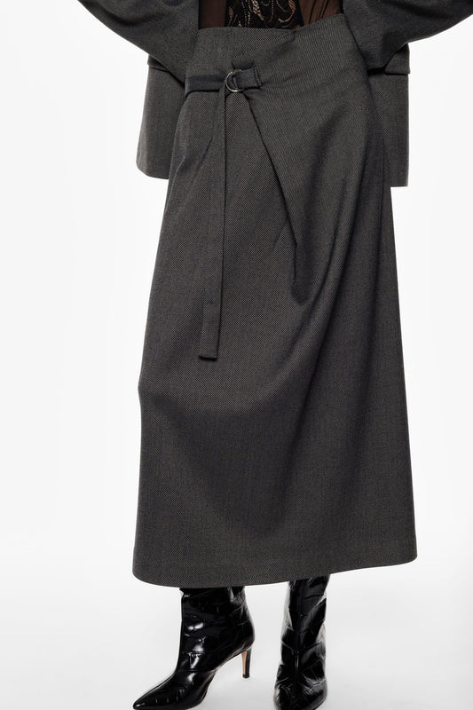 Gonna lunga sartoriale con cintura ad anello