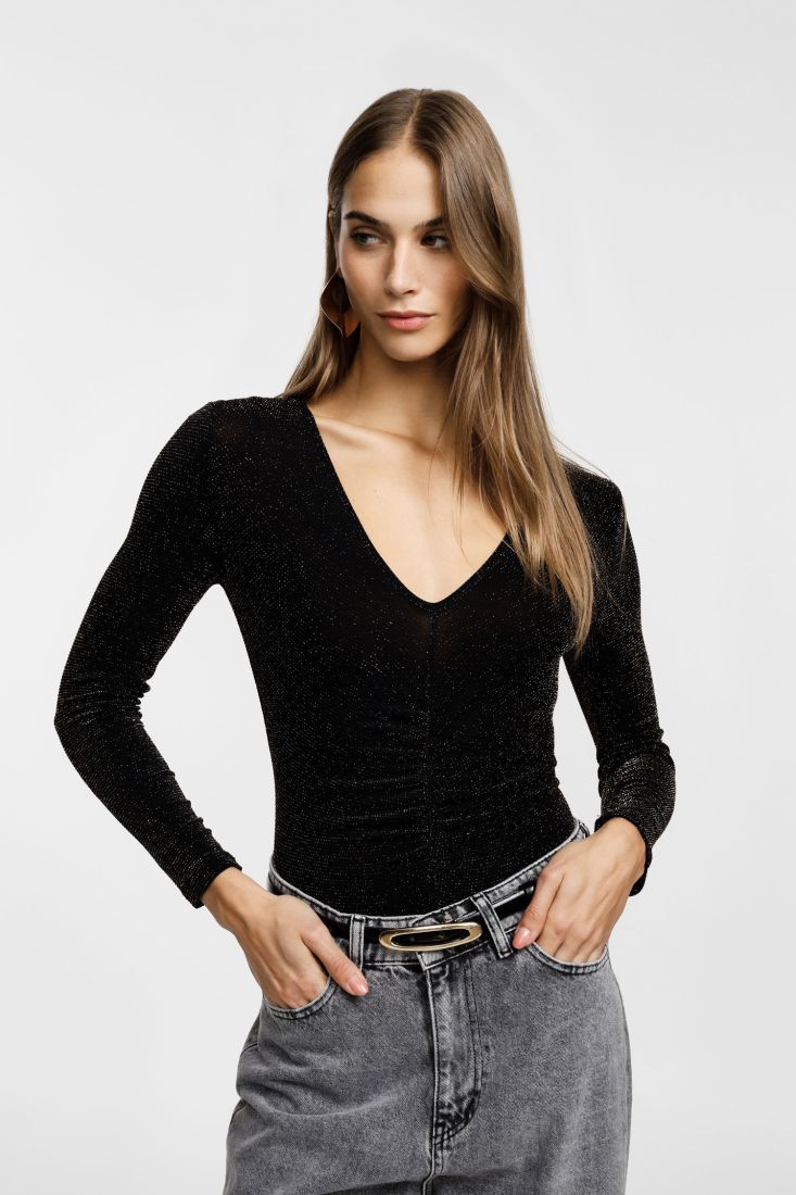 Top aderente con scollo a v e maniche lunghe