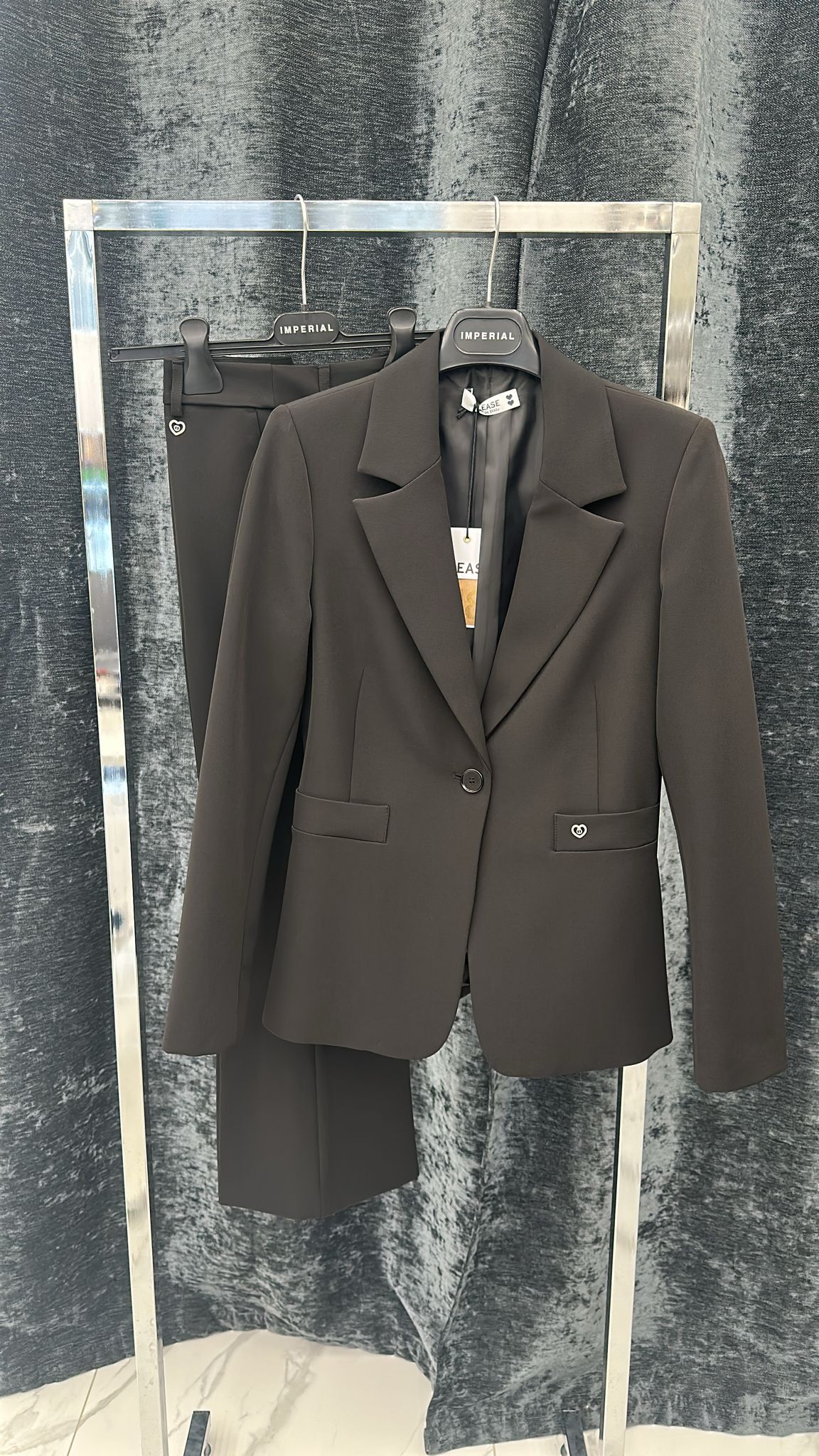 tailleur  giacca pant   trombetta