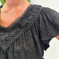 Maglia doppio scollo a v macramè