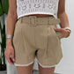Shorts regular-fit con cintura e bordo traforato