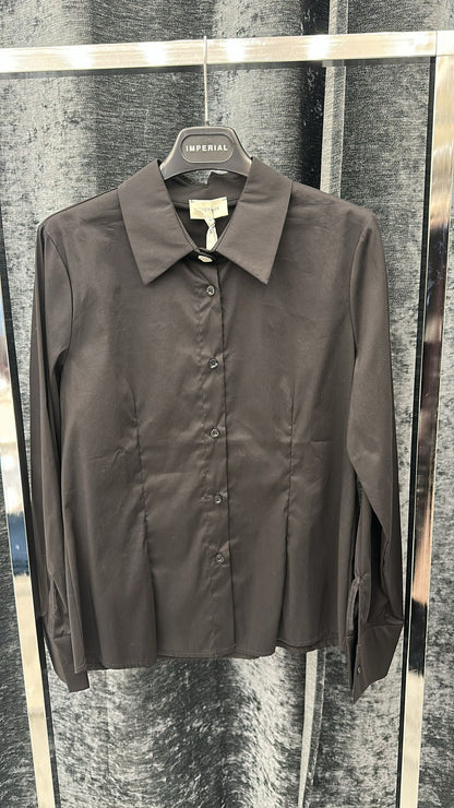 camicia con bottoni gioiello