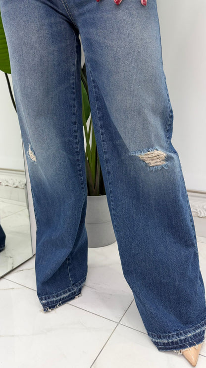Jeans a gamba ampia con dettagli effetto vissuto