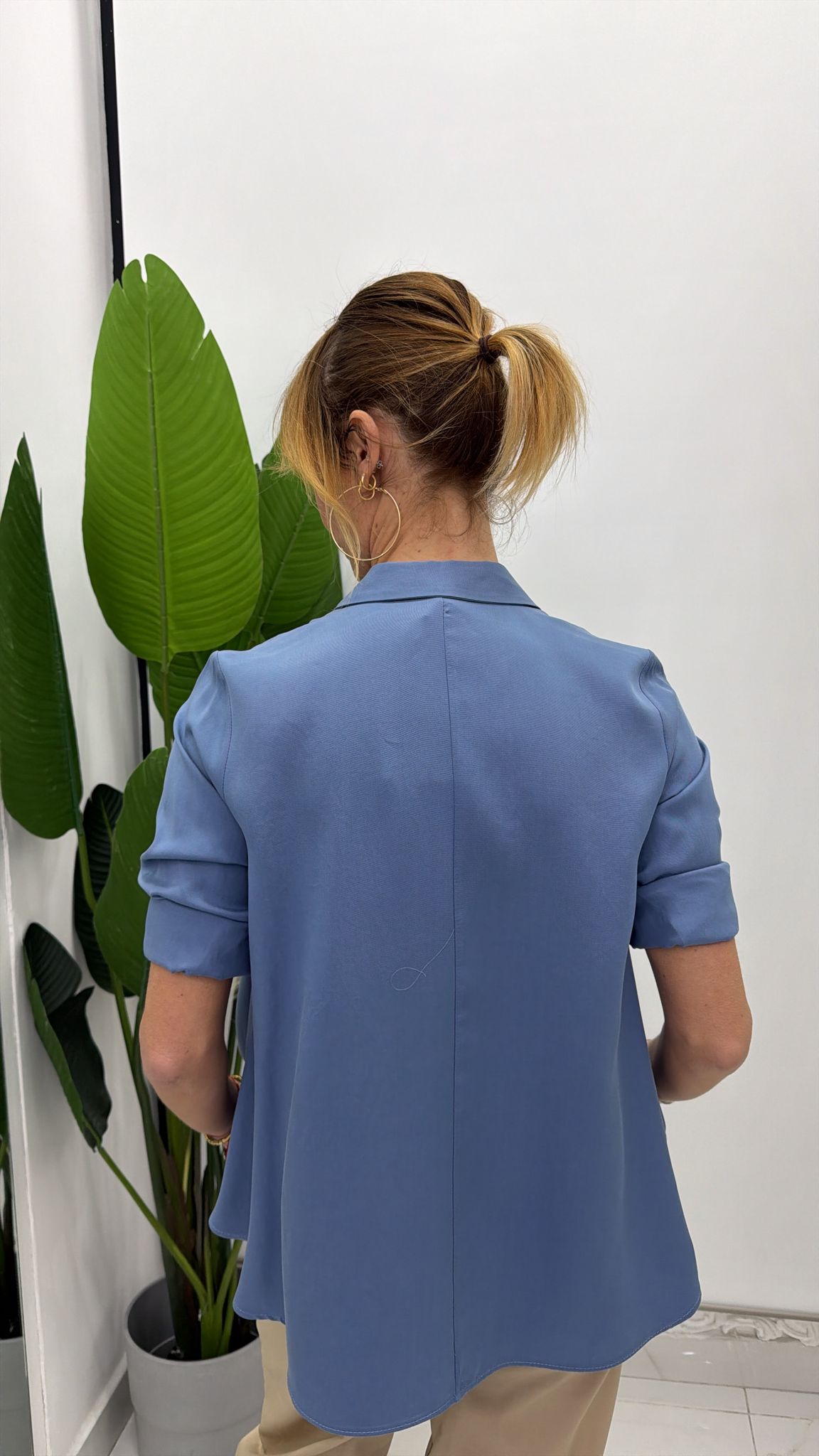 Camicia regular fit con collo classico