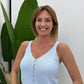 Top con spalline e abbottonatura frontale
